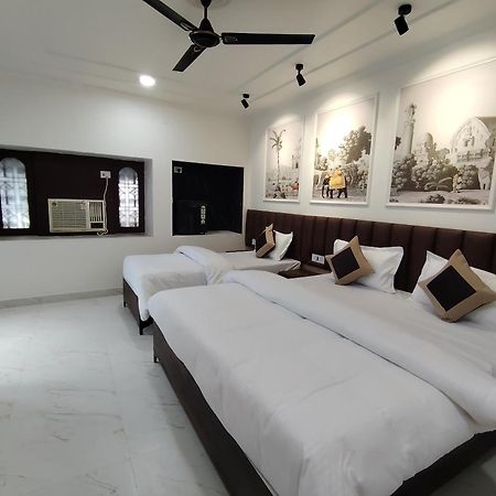 Hotel Mrk Varanasi Exterior foto