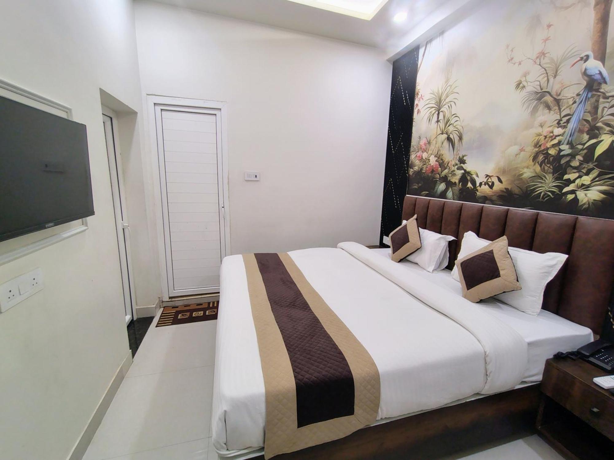 Hotel Mrk Varanasi Exterior foto